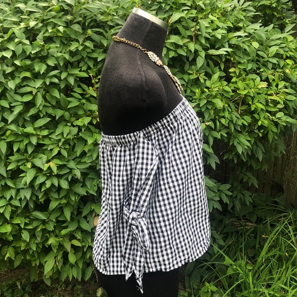 🎉HP🎉 ASOS gingham off the shoulder top NWT!! - Picture 5 of 7